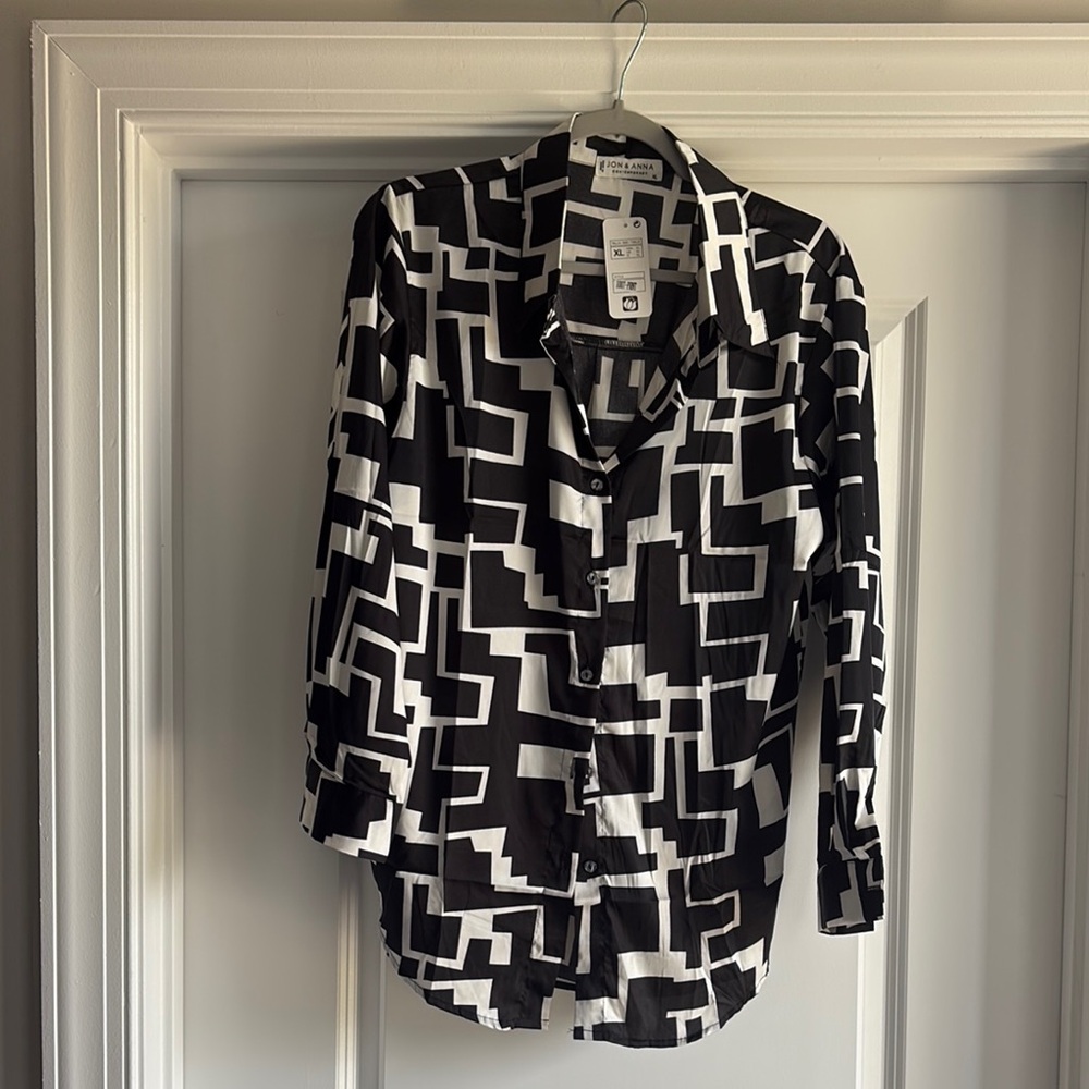 Geometric Black and White Women's Top